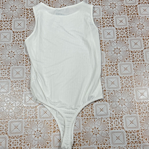PrettyLittleThing White Women’s Bodysuit - Picture 4 of 4